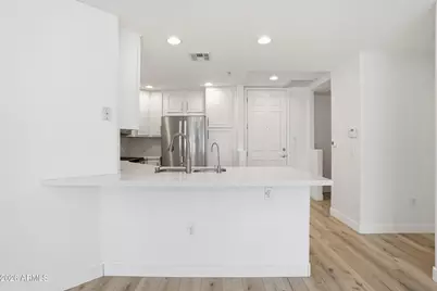 5350 E Deer Valley Drive #2435, Phoenix, AZ 85054 - Photo 4