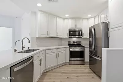 5350 E Deer Valley Drive #2435, Phoenix, AZ 85054 - Photo 6
