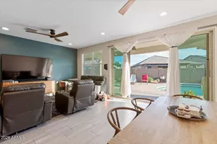 18879 W Cholla St, Surprise, AZ 85388 - Photo 14