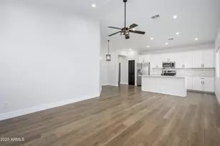 274 N Delaware St, Chandler, AZ 85225 - Photo 4