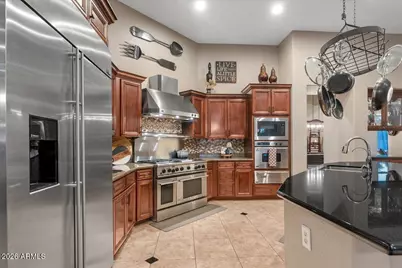 6427 S Magic Court, Gilbert, AZ 85298 - Photo 10