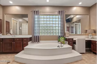 6427 S Magic Court, Gilbert, AZ 85298 - Photo 30