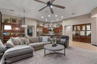 6427 S Magic Ct, Gilbert, AZ 85298 - Photo 8