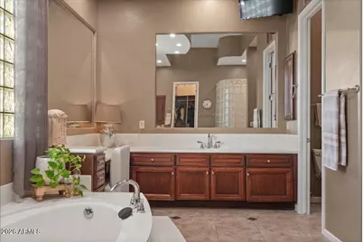 6427 S Magic Court, Gilbert, AZ 85298 - Photo 32