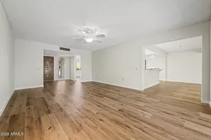 18420 N 94th Ave, Sun City, AZ 85373 - Photo 14