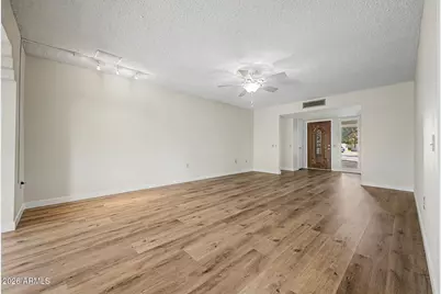 18420 N 94th Avenue, Sun City, AZ 85373 - Photo 16