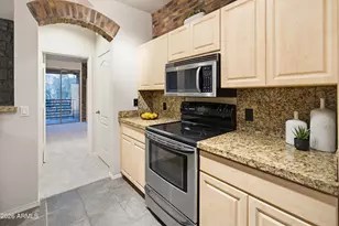 1411 E Orangewood Ave, Phoenix, AZ 85020 - Photo 8