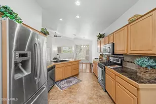 7024 S 32nd Pl, Phoenix, AZ 85042 - Photo 4