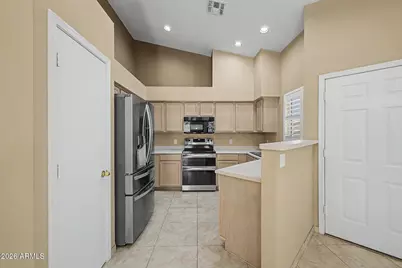 1750 W Union Hills Drive #78, Phoenix, AZ 85027 - Photo 10