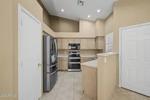 1750 W Union Hills Dr, Phoenix, AZ 85027 - Photo 10