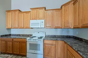 11570 W Yuma St, Avondale, AZ 85323 - Photo 14