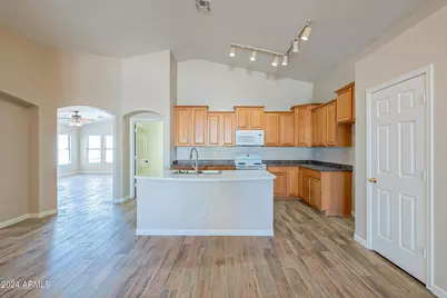 11570 W Yuma Street, Avondale, AZ 85323 - Photo 16