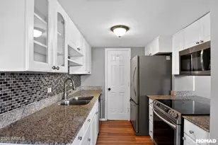 1228 E Lawrence Ln, Phoenix, AZ 85020 - Photo 4
