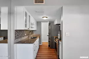 1228 E Lawrence Ln, Phoenix, AZ 85020 - Photo 2