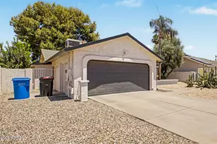 3708 E Renee Dr, Phoenix, AZ 85050 - Photo 2