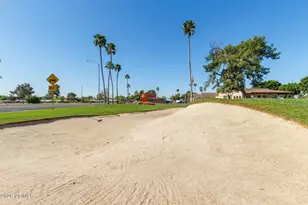17242 N Desert Glen Dr, Sun City West, AZ 85375 - Photo 68