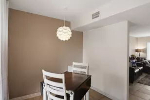 1402 E Osborn Rd, Phoenix, AZ 85014 - Photo 8