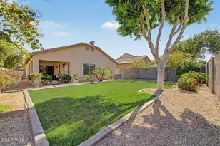 18236 W Mission Ln, Waddell, AZ 85355 - Photo 34