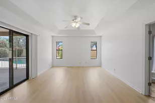 10520 N 78th Pl, Scottsdale, AZ 85258 - Photo 14