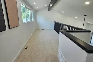 8101 N Central Ave, Phoenix, AZ 85020 - Photo 30