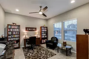 10819 W Swayback Pass, Peoria, AZ 85383 - Photo 16