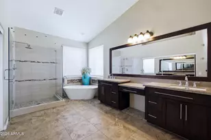 4601 E Ramuda Dr, Phoenix, AZ 85050 - Photo 10