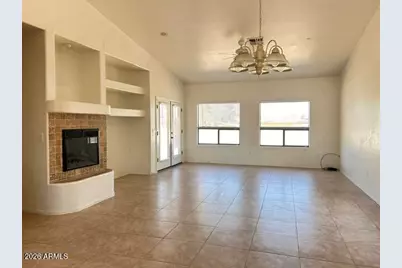 885 N Poppy Street, Wickenburg, AZ 85390 - Photo 2