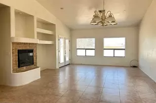 885 N Poppy St, Wickenburg, AZ 85390 - Photo 2