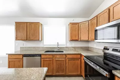 19246 N 31st Street, Phoenix, AZ 85050 - Photo 8