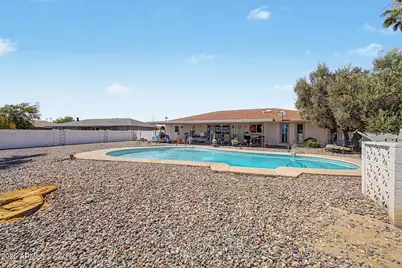 11059 W Fargo Drive, Sun City, AZ 85351 - Photo 26