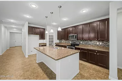 1447 E Warbler Road, Gilbert, AZ 85297 - Photo 14