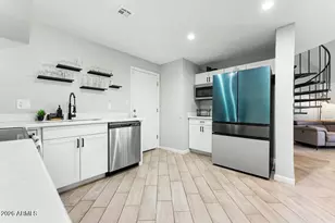 427 E Ironwood Dr, Phoenix, AZ 85020 - Photo 12