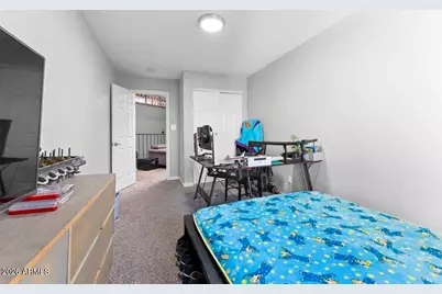 427 E Ironwood Drive, Phoenix, AZ 85020 - Photo 16