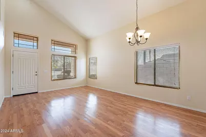 20434 N 92nd Lane, Peoria, AZ 85382 - Photo 8