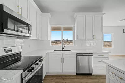 37159 W Encinas Lane, Tonopah, AZ 85354 - Photo 10