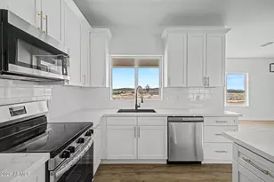 37159 W Encinas Ln, Tonopah, AZ 85354 - Photo 10