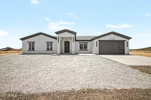 37159 W Encinas Ln, Tonopah, AZ 85354 - Photo 1