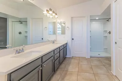 25 W Gary Avenue, Gilbert, AZ 85233 - Photo 20