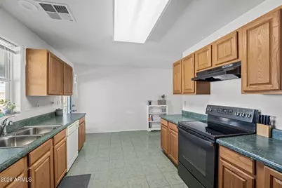 27144 S Bennett Way, Congress, AZ 85332 - Photo 18