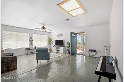 27144 S Bennett Way, Congress, AZ 85332 - Photo 6