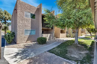 5525 E Thomas Road #A1, Phoenix, AZ 85018 - Photo 1