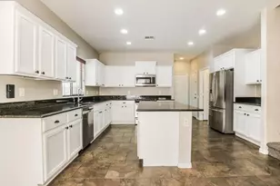 26681 N Babbling Brook Dr, Phoenix, AZ 85083 - Photo 8