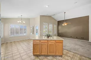 691 E Eagle Ln, Gilbert, AZ 85296 - Photo 10