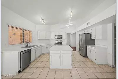 3322 E Dry Creek Road, Phoenix, AZ 85044 - Photo 2