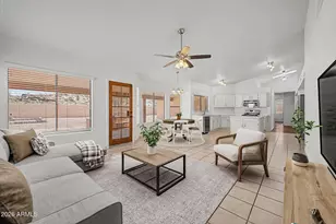 3322 E Dry Creek Rd, Phoenix, AZ 85044 - Photo 12