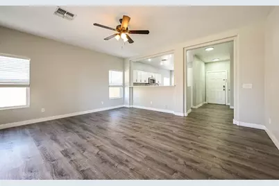15370 W Acapulco Lane, Surprise, AZ 85379 - Photo 4