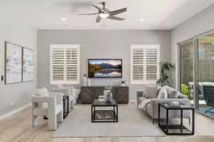4623 E Vista Bonita Dr, Phoenix, AZ 85050 - Photo 4