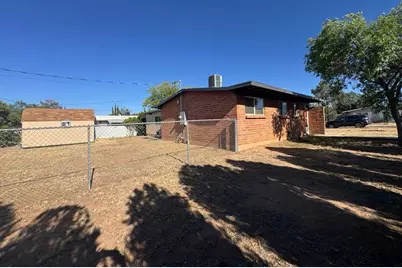 4501 Pine Tree Drive, Sierra Vista, AZ 85635 - Photo 4
