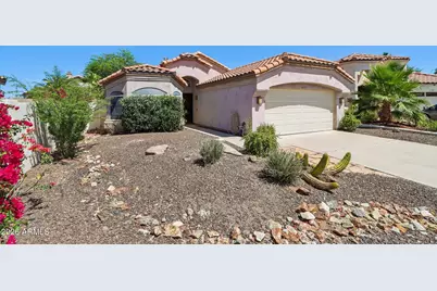 10177 S Hacienda Drive, Goodyear, AZ 85338 - Photo 4