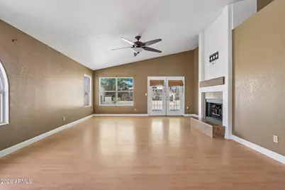 10177 S Hacienda Drive, Goodyear, AZ 85338 - Photo 12